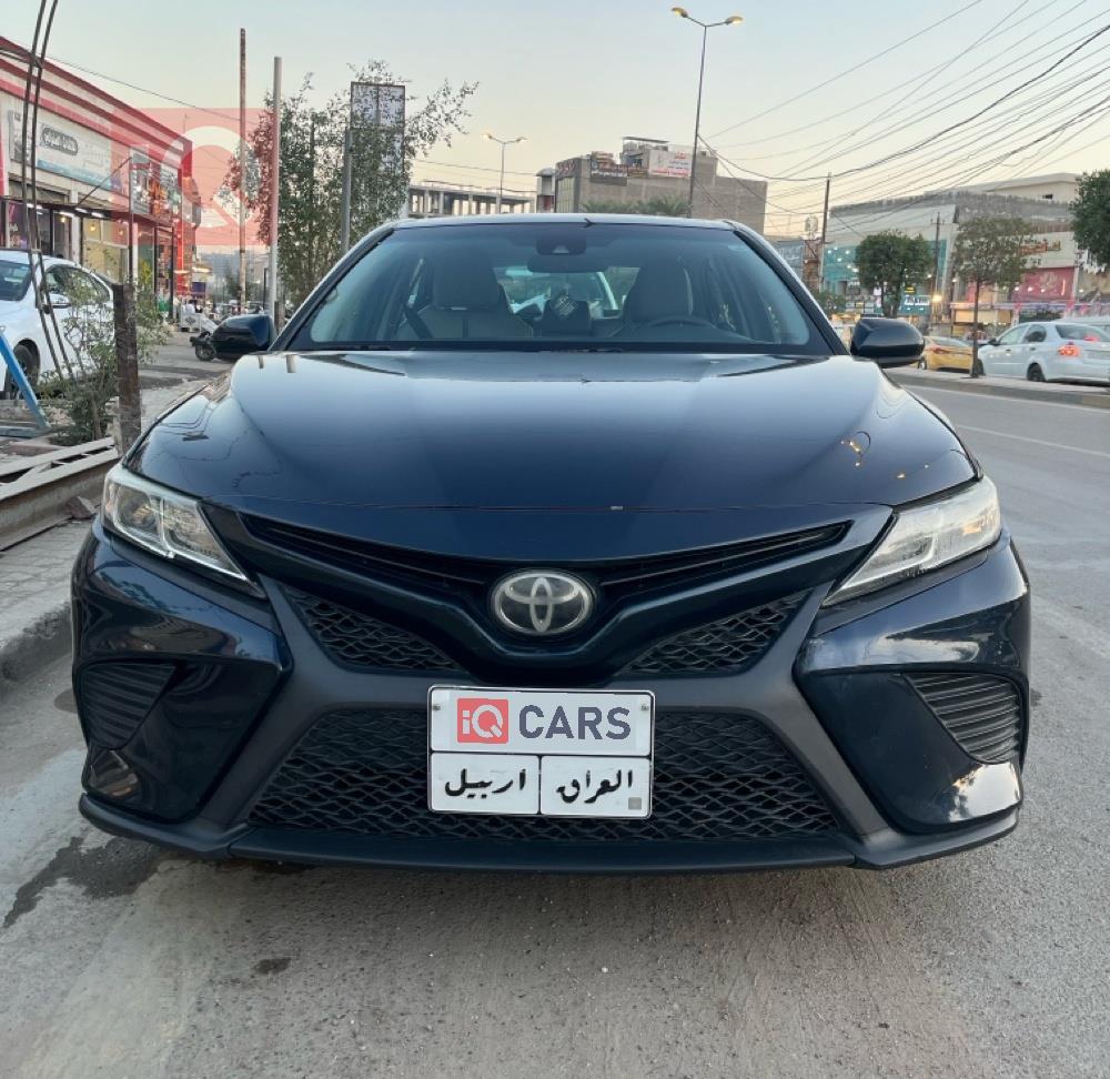 تۆیۆتا کامری